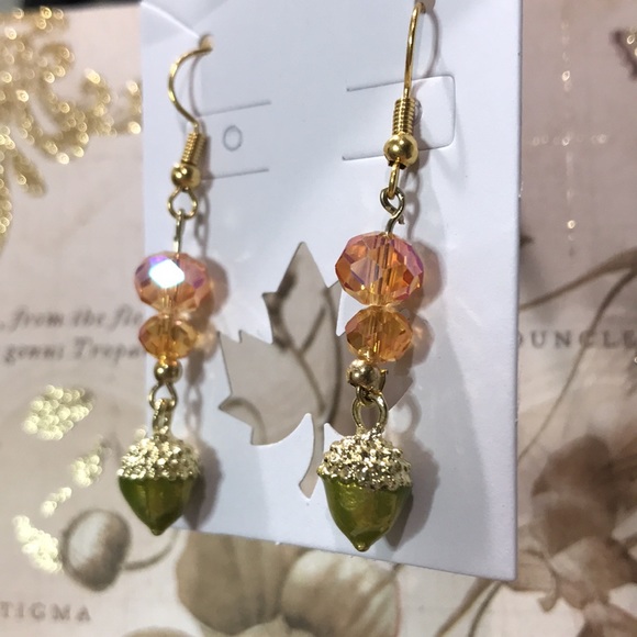 Adorn Acorn Earrings - Picture 2 of 3